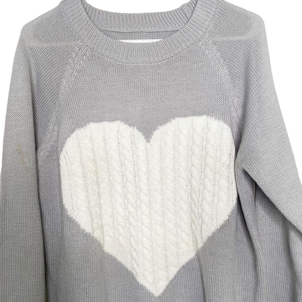 Light Gray Knitted Sweater Heart Design Women’s Medium - Picture 4 of 5